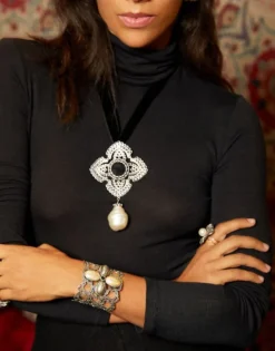 Cheap Majorica Peregrina Pendant With Onyx And Baroque Pearl
