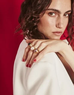 Cheap Majorica Zale Hallmark Ring With A Round White Half Pearl